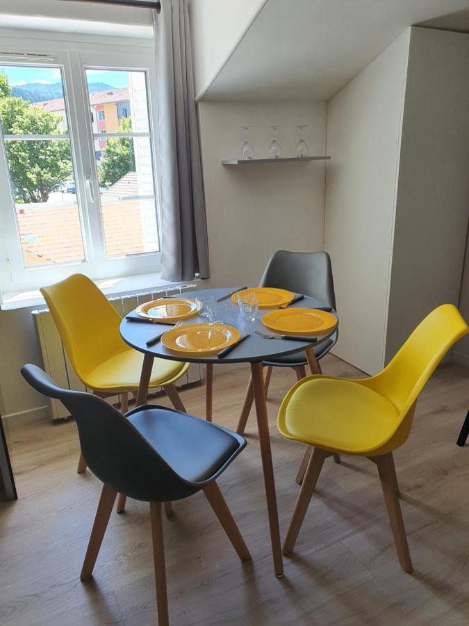 "Le Petit Paradis" Au Centre Ville D'Oyonnax Exterior foto