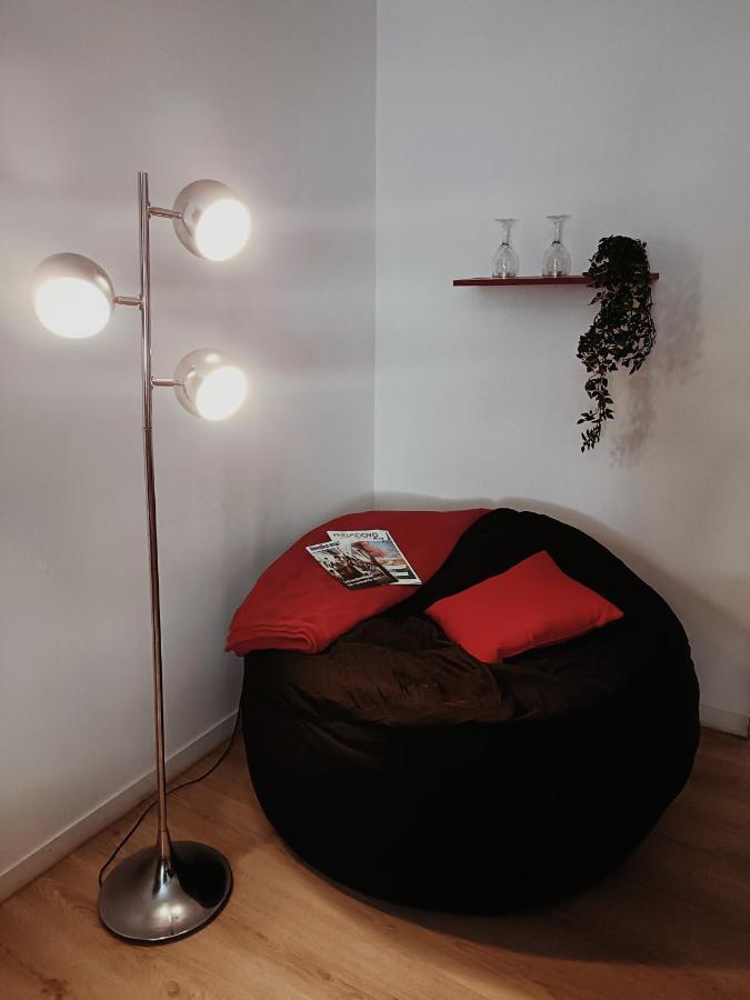 "Le Petit Paradis" Au Centre Ville D'Oyonnax Exterior foto